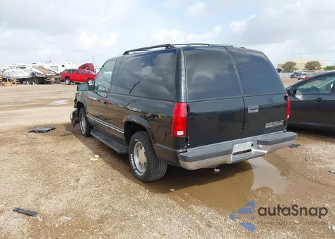 1999 Chevrolet Tahoe from USA, damaged, VIN 3GNEC18R5XG214548